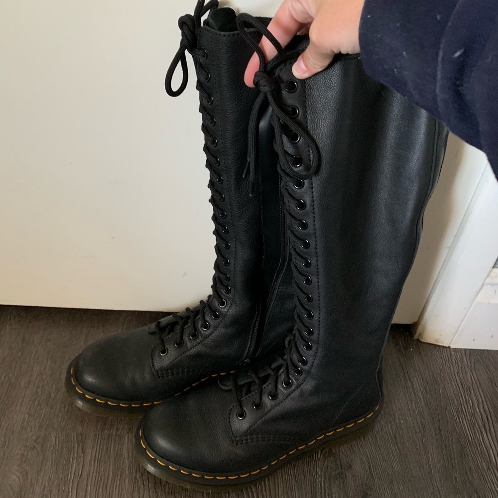 Doc Marten’s Virginia Boots